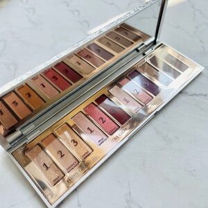 Charlotte Tilbury Bejewelled Eyes To Hypnotise Eye Shadow Palette LimitedEdition
